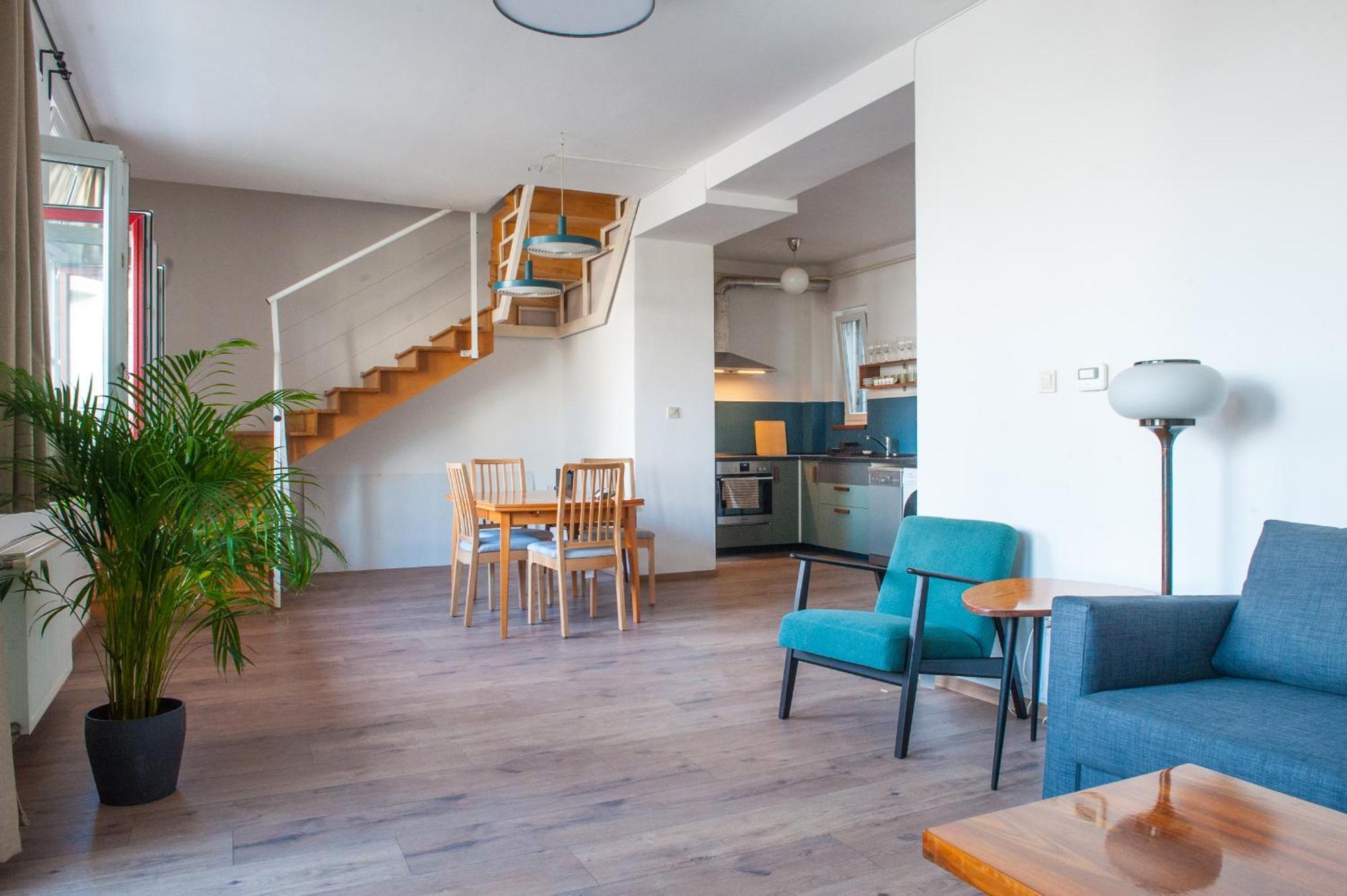Spacious 2 Story Loft W Balcony Near Opera, Andrassy Будапешт Экстерьер фото